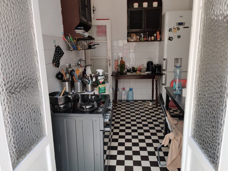 Ultracentral, Piata Romana, ASE, camera moderna, in apartament decomandat